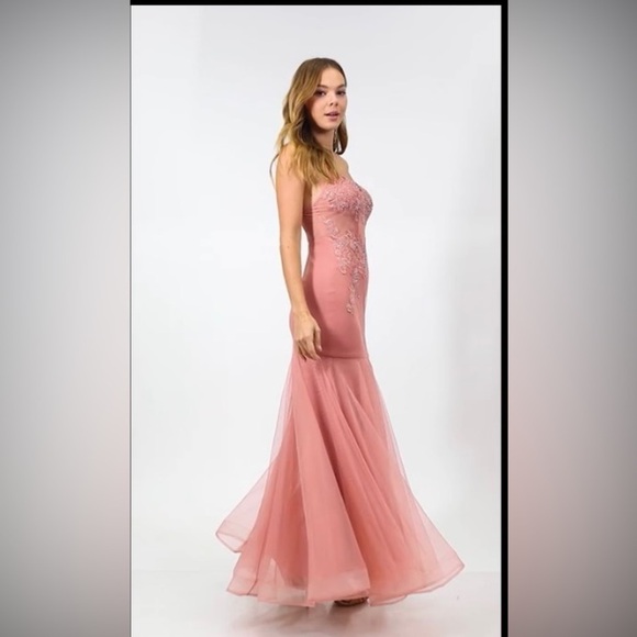 BCX Juniors' Embroidered Tulle-Skirt Sleeveless Gown, evening dress size 0 rose - Picture 13 of 16